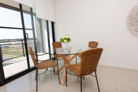 The Penthouse - Hotel Gold Coast 5