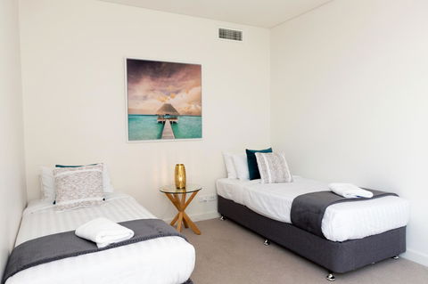 The Penthouse - Hotel Gold Coast 23