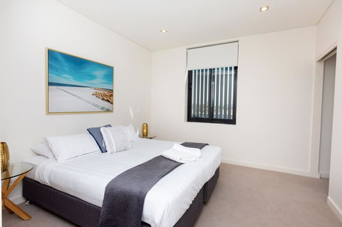 The Penthouse - Hotel Gold Coast 12