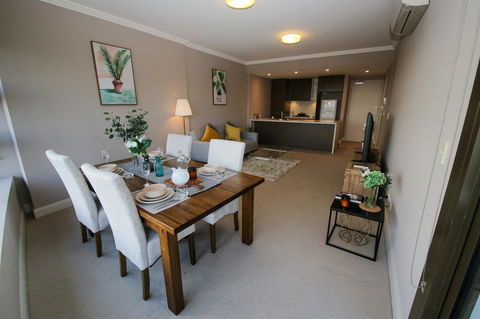 Olympic Park Sunshine 2 Bedrooms Apts With Private Parking - Hotel Gold Coast 10