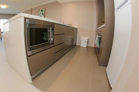 Olympic Park Sunshine 2 Bedrooms Apts With Private Parking - Hotel Gold Coast 8