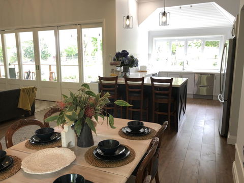Chanticleer Gardens Barn Cottage With A Pool - Hotel Gold Coast 30