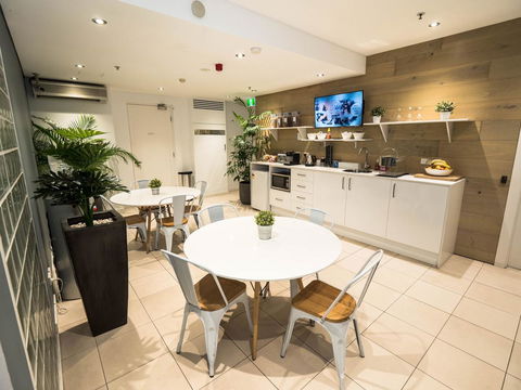 Crown Hotel Surry Hills - Hotel Gold Coast 6