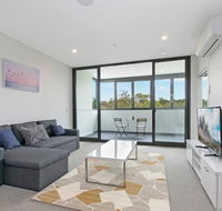 Stylish and Neat two bed apartment in Wentworth Point - Hotel Gold Coast