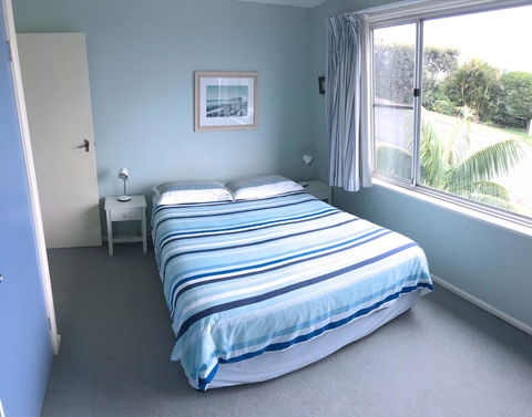 Clareview, 8 Korogora Street - Hotel Gold Coast 7