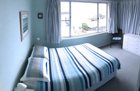 Clareview, 8 Korogora Street - Hotel Gold Coast 3