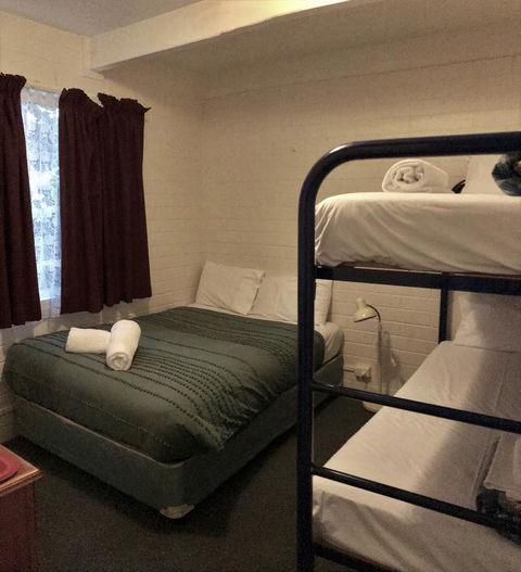 Kon Tiki Apartments - Hotel Gold Coast 10