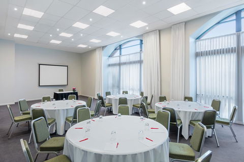 Adina Apartment Hotel Sydney Central - Hotel Gold Coast 11