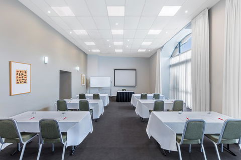 Adina Apartment Hotel Sydney Central - Hotel Gold Coast 10