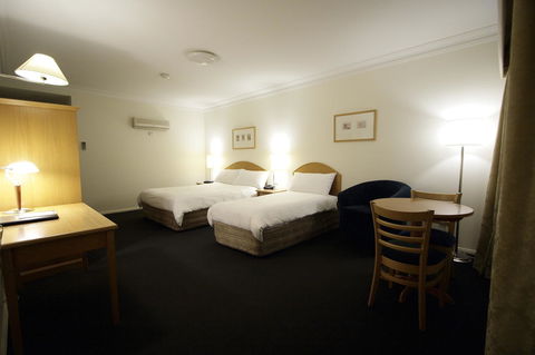 Carlyle Suites & Apartments - Hotel Gold Coast 6