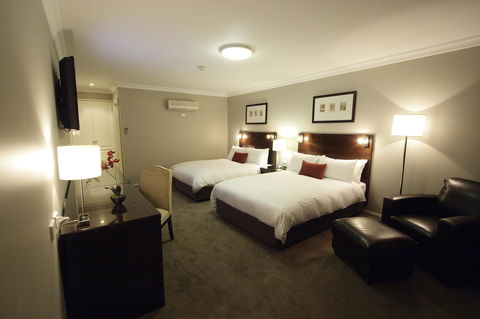 Carlyle Suites & Apartments - Hotel Gold Coast 11