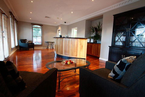 Carlyle Suites & Apartments - Hotel Gold Coast 1