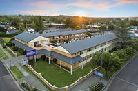Book Armidale Accommodation Vacations Hotel Gold Coast Hotel Gold Coast