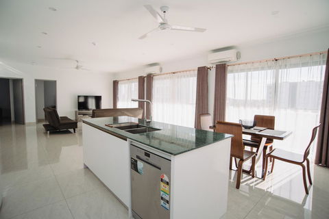 Darwin City Hotel - Hotel Gold Coast 8