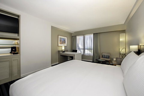 DoubleTree By Hilton Esplanade Darwin - Hotel Gold Coast 12