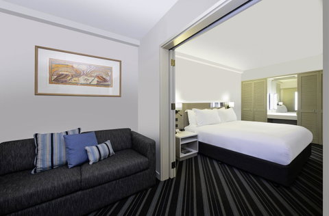 DoubleTree By Hilton Esplanade Darwin - Hotel Gold Coast 19