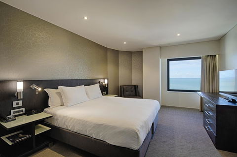 Hilton Darwin - Hotel Gold Coast 13