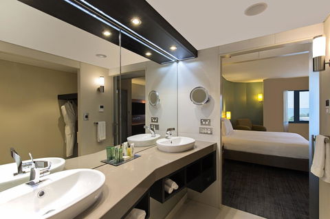 Hilton Darwin - Hotel Gold Coast 15