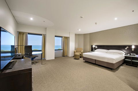 Hilton Darwin - Hotel Gold Coast 33