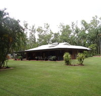 DARWIN'S SHADY ACRES RETREAT - Hotel Gold Coast