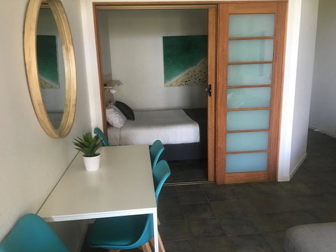 Lennox Holiday Apartments - Hotel Gold Coast 14