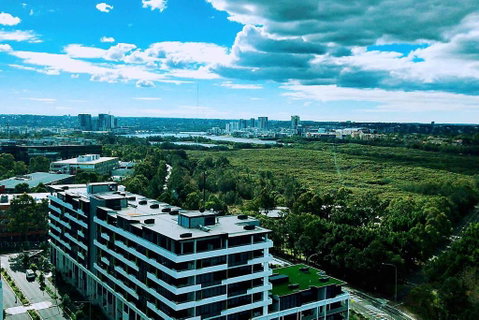 Brand New 2 Bed Apartment With Absolute Park View - Hotel Gold Coast 1