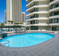 BreakFree Cosmopolitan