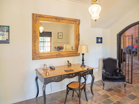 Brigham House - Hotel Gold Coast 3