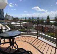 Burleigh Gardens North Hi-Rise Holiday Apartments - Hotel Gold Coast