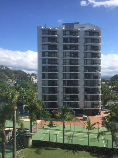 Burleigh Gardens North Hi-Rise Holiday Apartments - Hotel Gold Coast 3