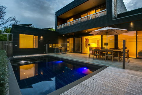 C-Escape - Hotel Gold Coast 0