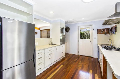 CABARITA BEACH BLISS - HOLIDAY HOME ON THE LAKE - Hotel Gold Coast 1