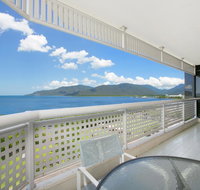 Cairns Ocean View Apartment - Hotel Gold Coast