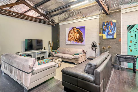 Camperdown Rooms - Hotel Gold Coast 2