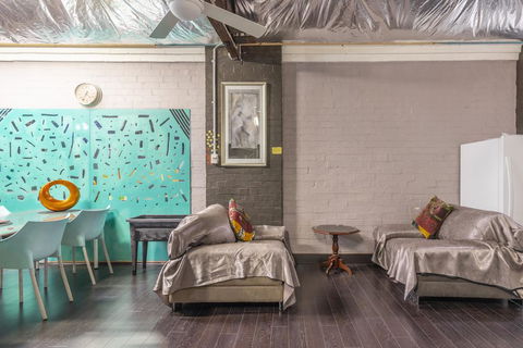 Camperdown Rooms - Hotel Gold Coast 1