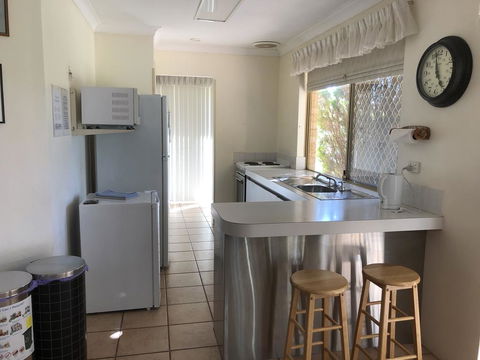 Canal Time Home Mandurah - Hotel Gold Coast 2