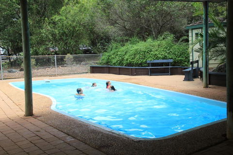 Capricorn Caves - Hotel Gold Coast 3