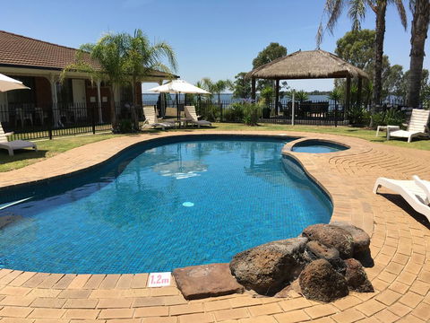 Capricorn Motor Inn - Hotel Gold Coast 0