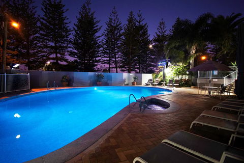 Cashelmara Beachfront Apartments - Hotel Gold Coast 2