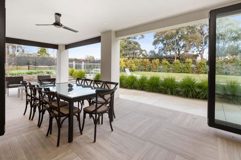 CATALINA - MOUNT ELIZA - Hotel Gold Coast 2