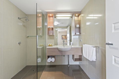 CBD Executive Apartments - Hotel Gold Coast 0