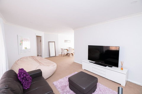 Central March 2 Bed, Walk Everywhere - Hotel Gold Coast 0