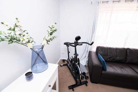 Central March 2 Bed, Walk Everywhere - Hotel Gold Coast 3