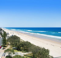 Central Surfers Paradise - Absolute Beachfront