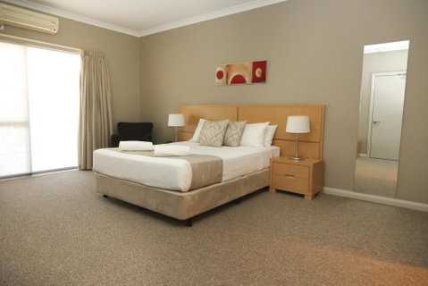 Centrepoint Apartments Griffith - Hotel Gold Coast 1
