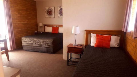 Centrepoint Motel Deniliquin - Hotel Gold Coast 1