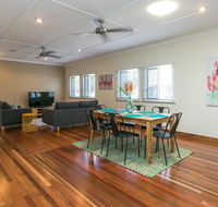 Charming Home By The Sea - Hotel Gold Coast