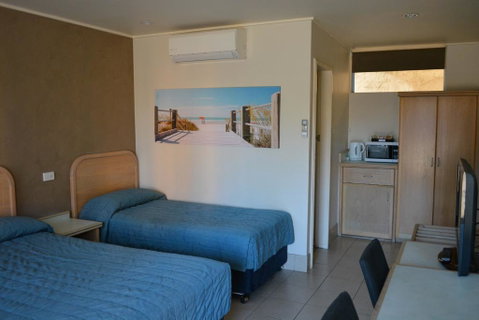 Chelsea Motor Inn - Hotel Gold Coast 2