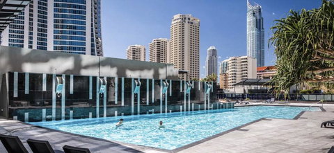 Circle On Cavill Ocean View - Hotel Gold Coast 0