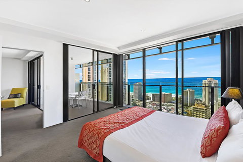 Circle On Cavill Ocean View - Hotel Gold Coast 1